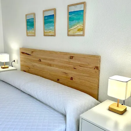 Atico Con Terraza Cerca Del Mar Boliches アパート *